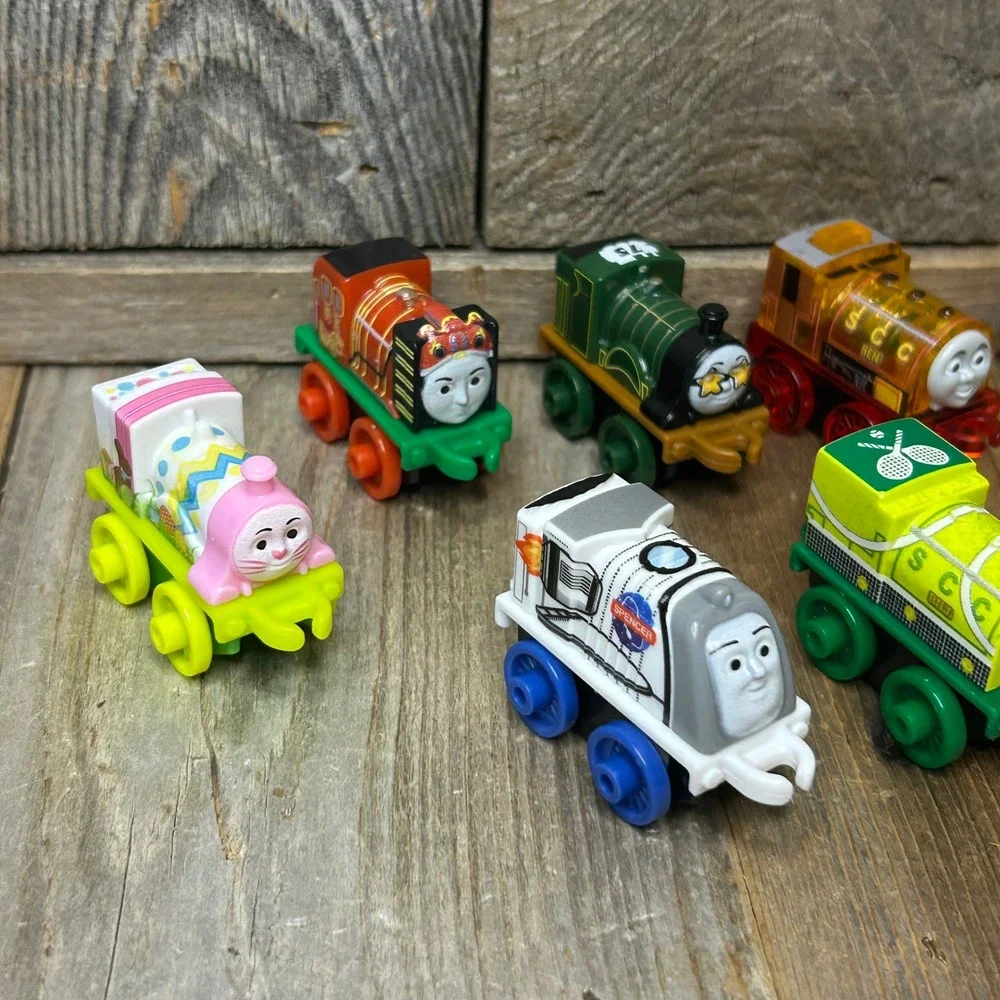 Thomas & Friends Minis 18 Train Engine Lot DC Comics Millie Skarloey Light Up